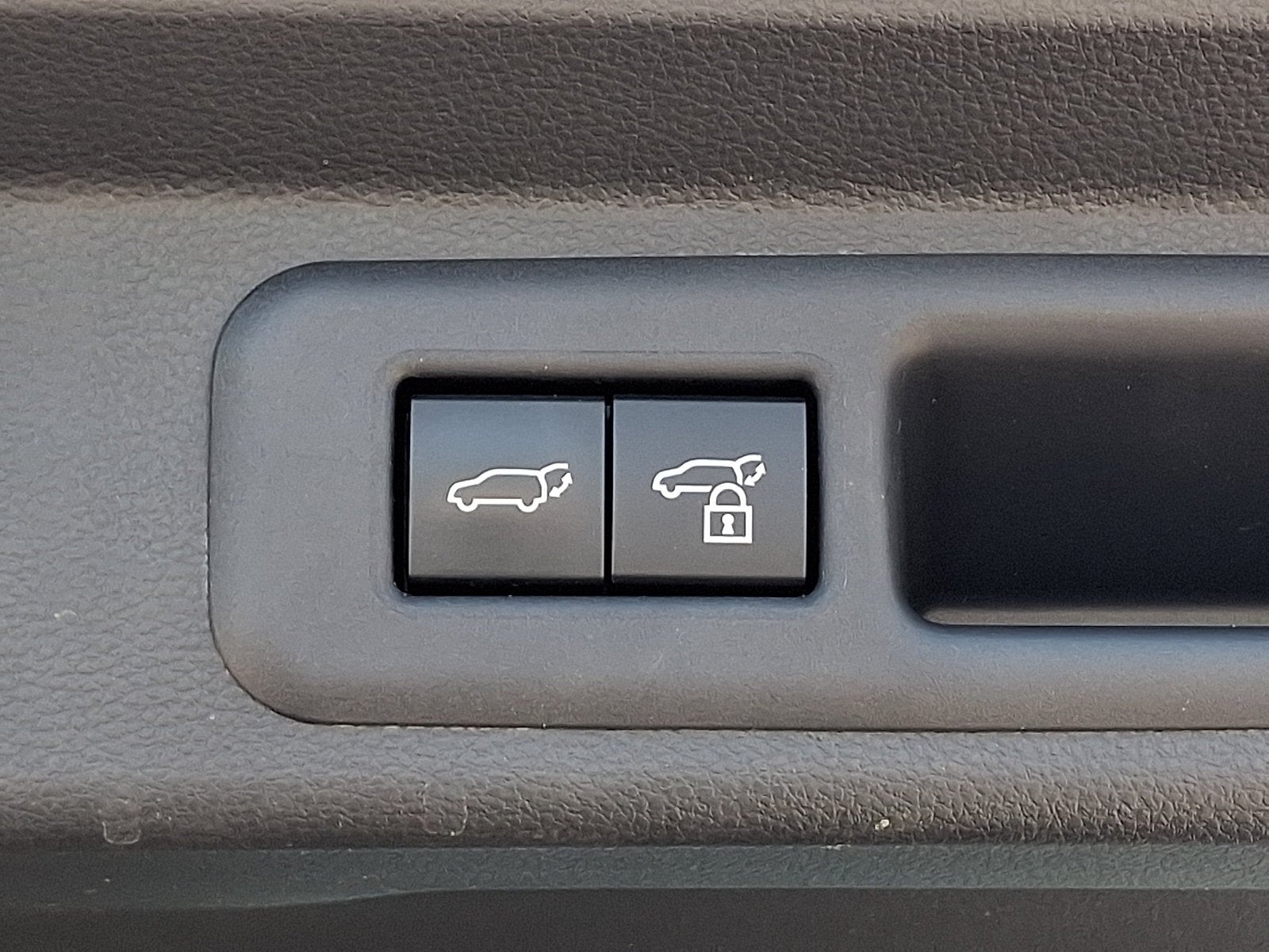 2025 Toyota Sequoia Base