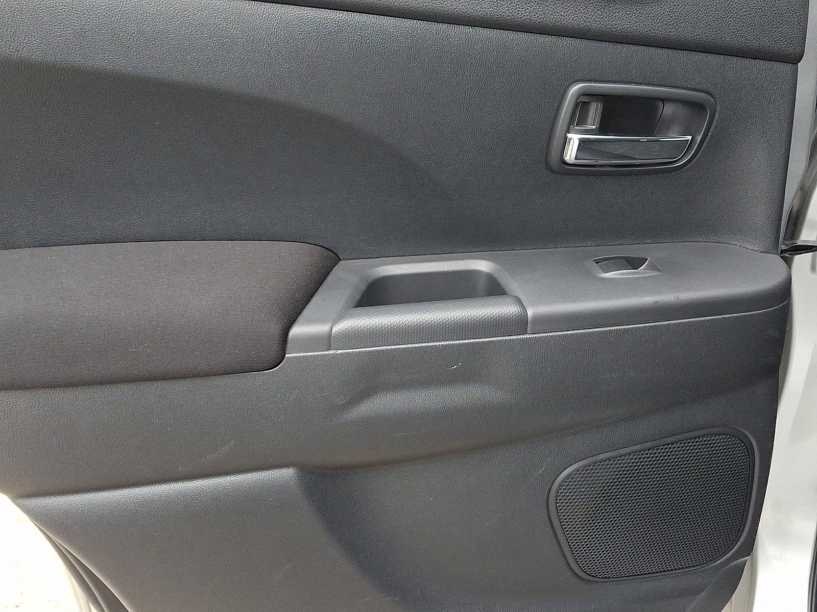 2025 Mitsubishi Outlander Sport Base