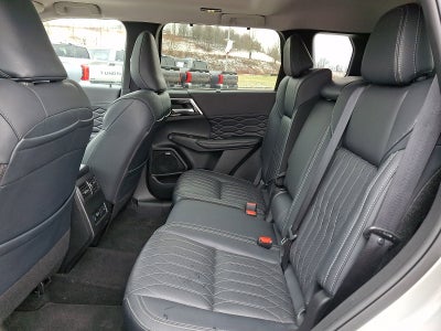 2025 Mitsubishi Outlander SEL