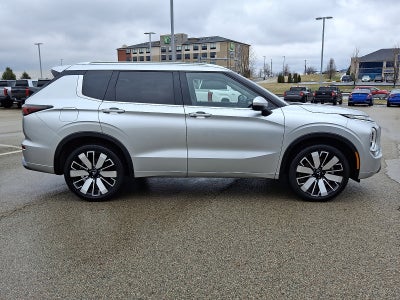 2025 Mitsubishi Outlander SEL
