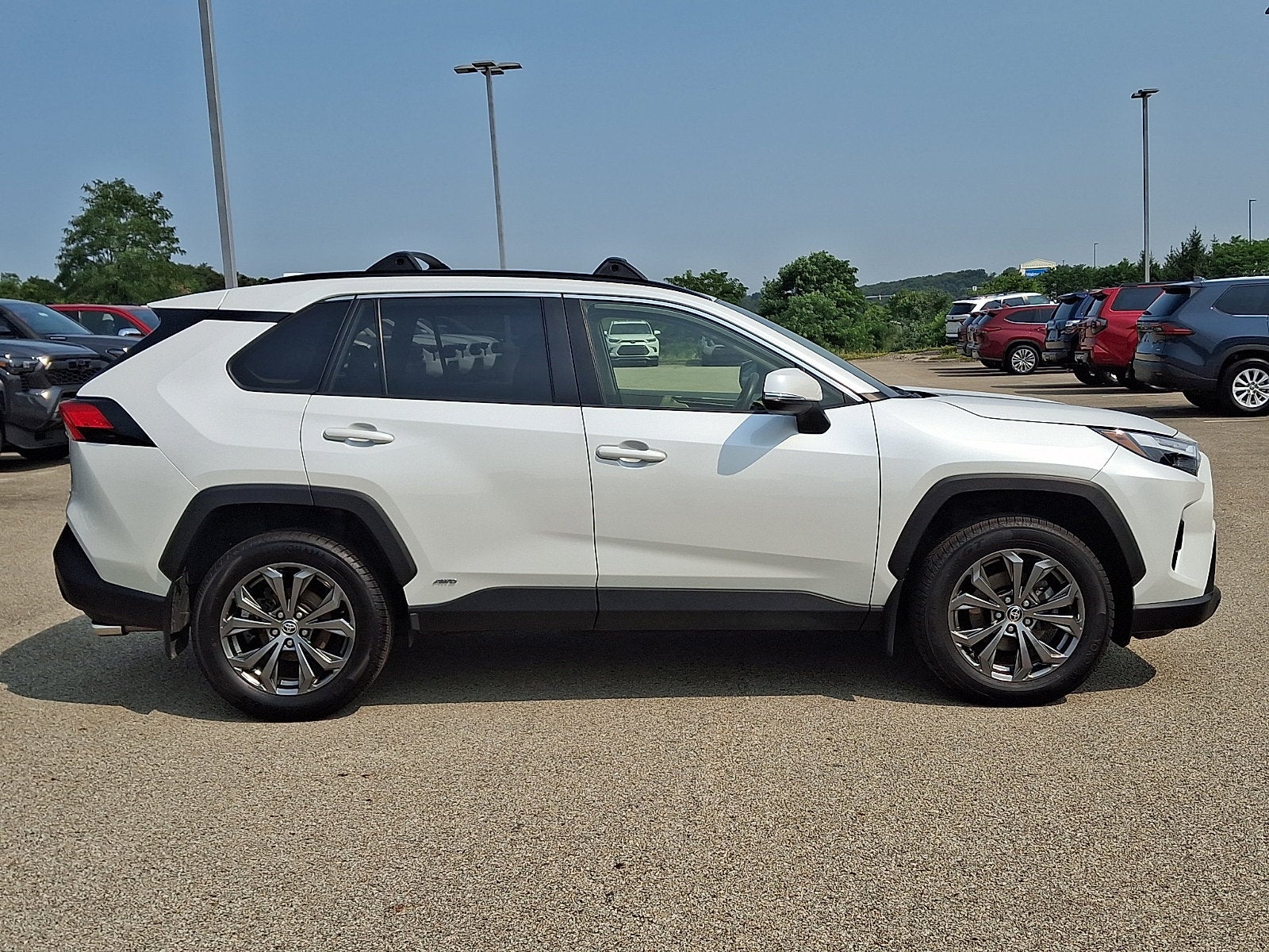 2023 Toyota RAV4 Hybrid XLE Premium