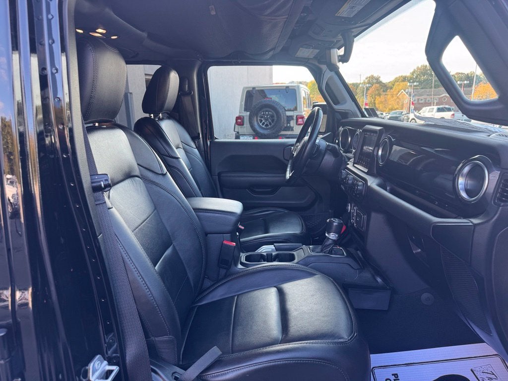 2022 Jeep Wrangler Unlimited Sahara Altitude 4x4