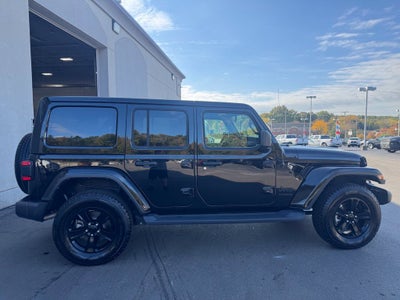 2022 Jeep Wrangler Unlimited Sahara Altitude 4x4