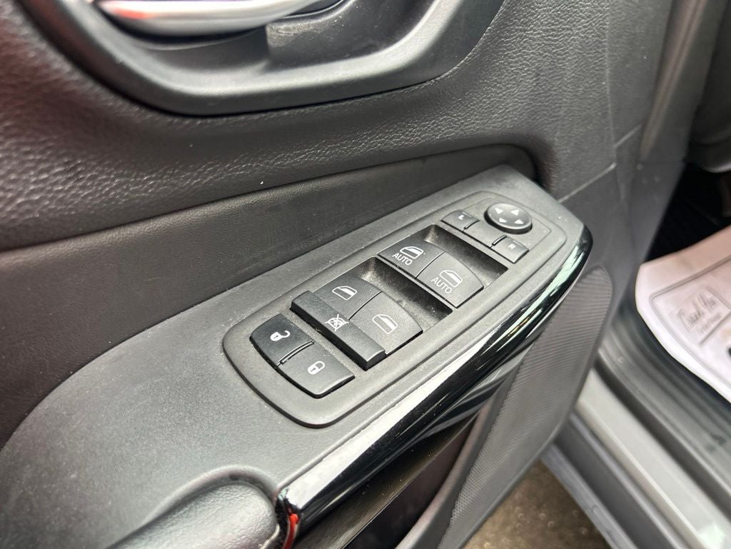 2023 Jeep Cherokee Altitude Lux 4x4
