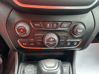 2023 Jeep Cherokee Altitude Lux 4x4
