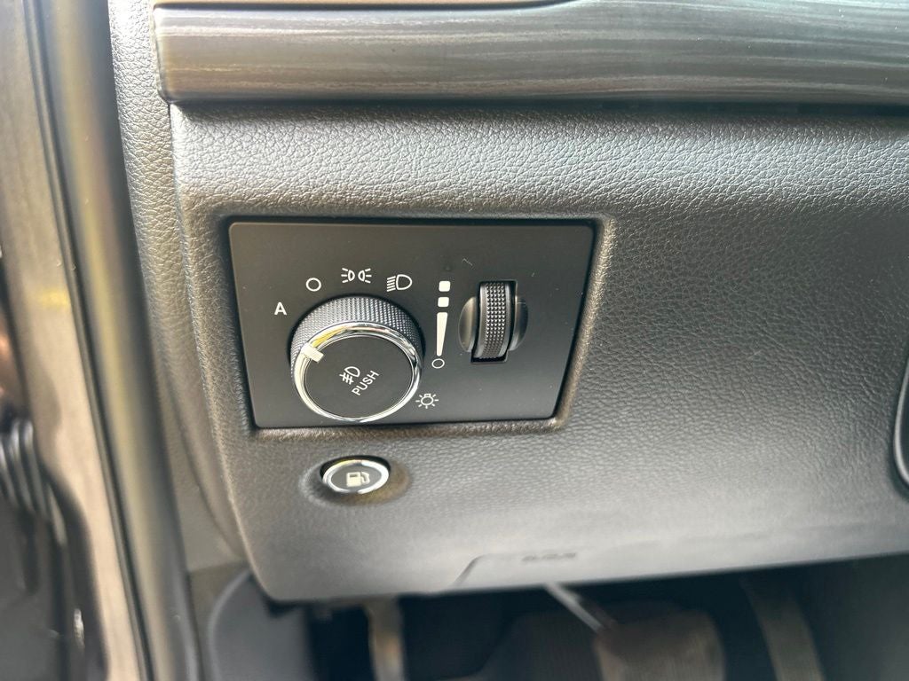 2019 Jeep Grand Cherokee Laredo E 4x4