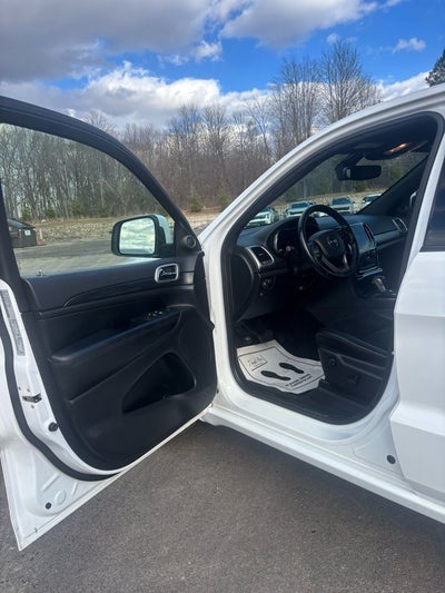 2022 Jeep Grand Cherokee WK Laredo X 4x4