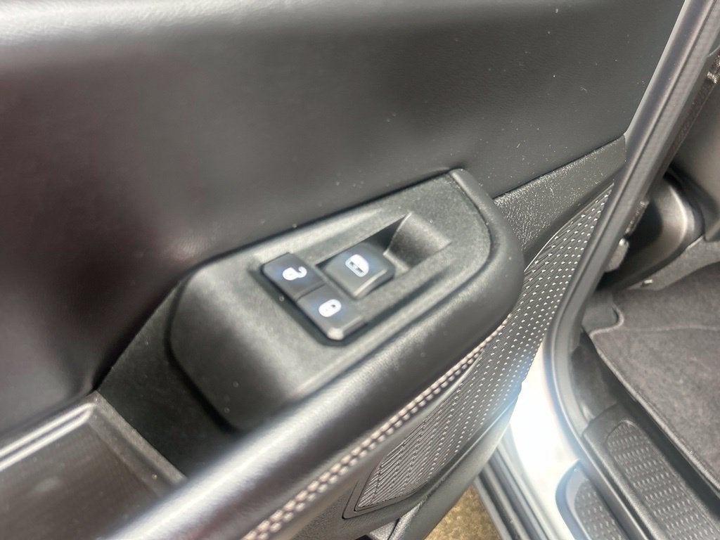 2025 Jeep Grand Cherokee L Laredo X 4x4