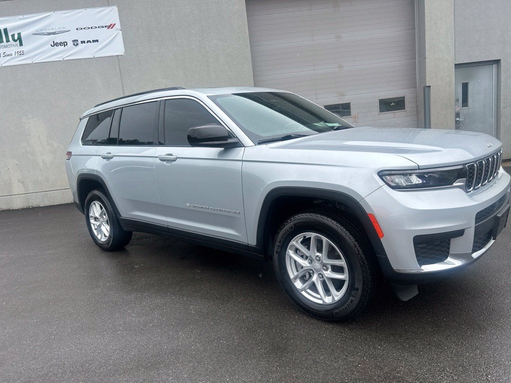 2025 Jeep Grand Cherokee L Laredo X 4x4