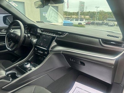 2025 Jeep Grand Cherokee L Laredo X 4x4