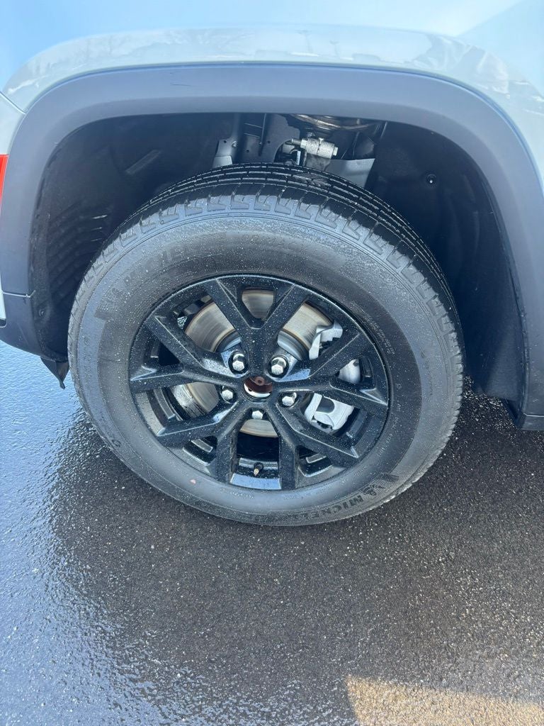 2024 Jeep Grand Cherokee L Altitude 4x4