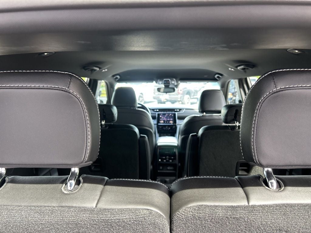 2023 Jeep Grand Cherokee L Altitude 4x4