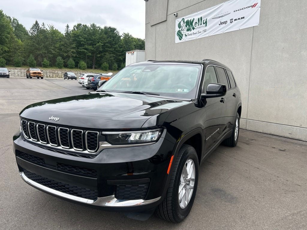 2023 Jeep Grand Cherokee L Laredo 4x4