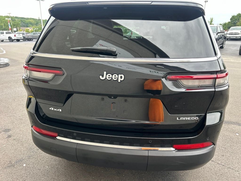 2023 Jeep Grand Cherokee L Laredo 4x4