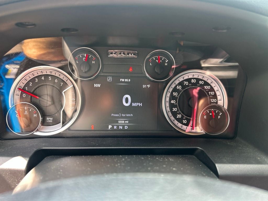 2022 RAM 1500 Classic Warlock Quad Cab 4x4 6'4' Box