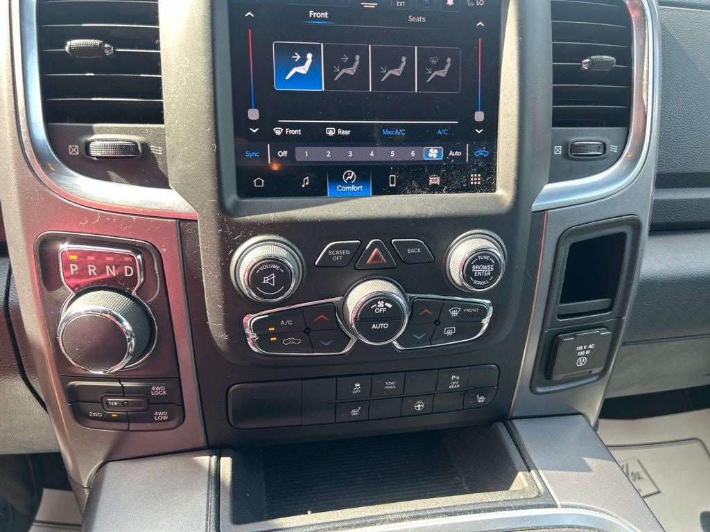 2022 RAM 1500 Classic Warlock Quad Cab 4x4 6'4' Box