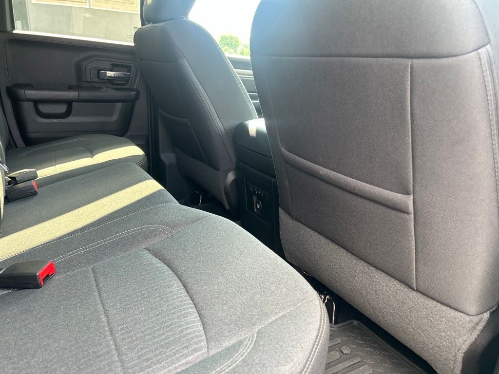 2022 RAM 1500 Classic Warlock Quad Cab 4x4 6'4' Box