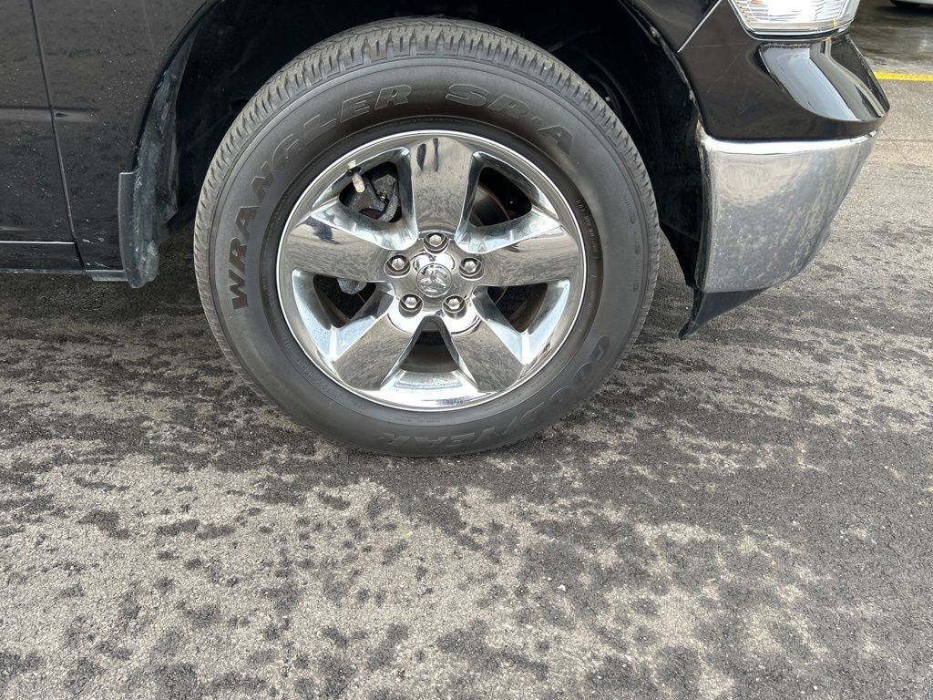 2024 RAM 1500 Classic Tradesman Crew Cab 4x4 6'4' Box