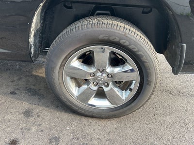 2024 RAM 1500 Classic Tradesman Crew Cab 4x4 6'4' Box