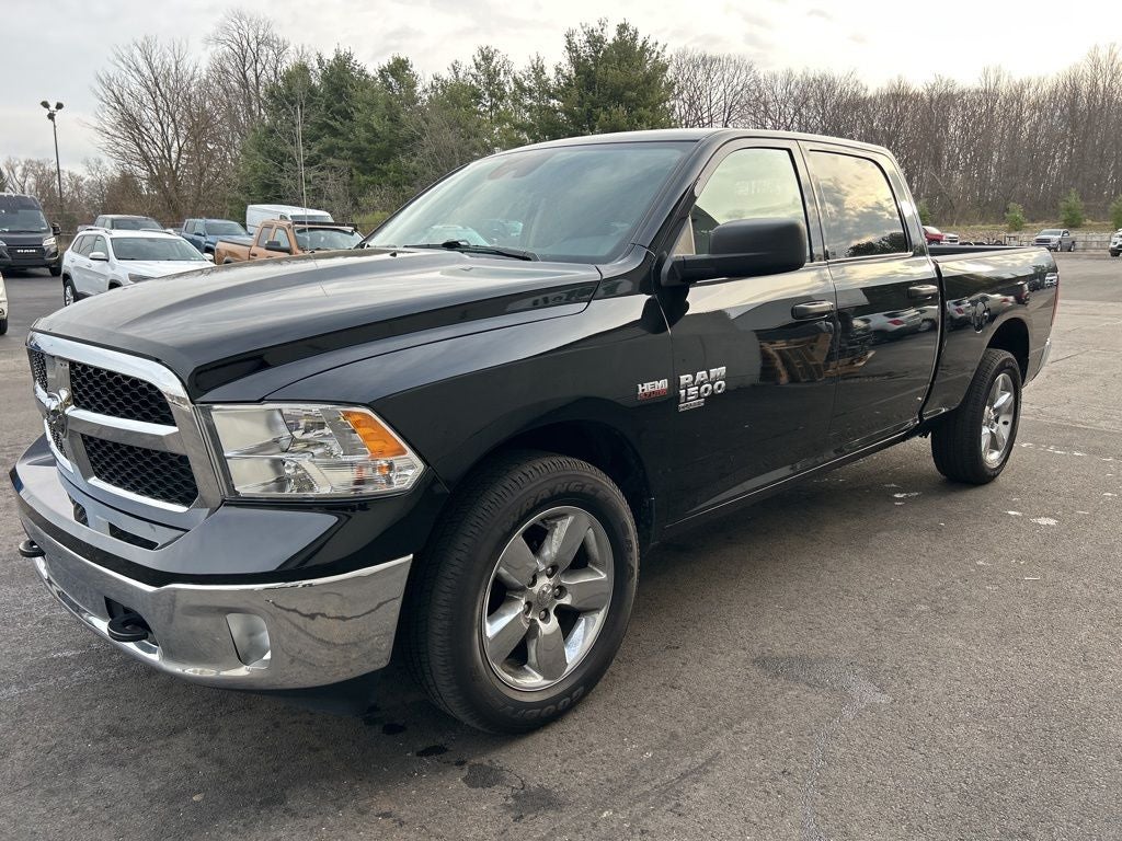 2024 RAM 1500 Classic Tradesman Crew Cab 4x4 6'4' Box