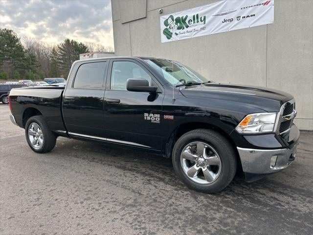 2024 RAM 1500 Classic Tradesman Crew Cab 4x4 6'4' Box