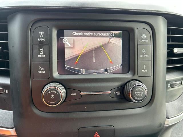 2023 RAM 1500 Big Horn Crew Cab 4x4 5'7' Box