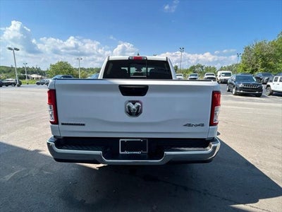 2024 RAM 1500 Big Horn Crew Cab 4x4 5'7' Box
