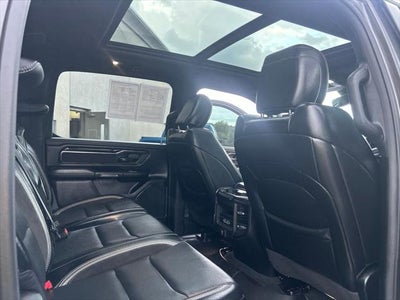 2022 RAM 1500 Laramie Crew Cab 4x4 5'7' Box