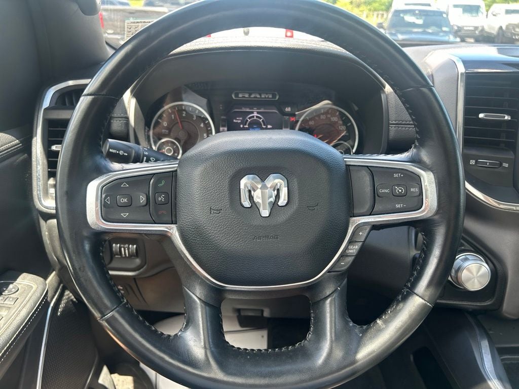 2022 RAM 1500 Laramie Crew Cab 4x4 5'7' Box