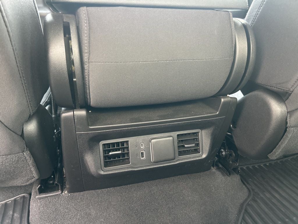 2024 Chevrolet Silverado 1500 4WD Crew Cab Short Bed LT with 2FL