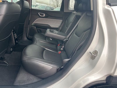 2022 Jeep Compass Latitude Lux 4x4