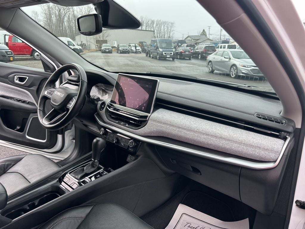 2022 Jeep Compass Latitude Lux 4x4