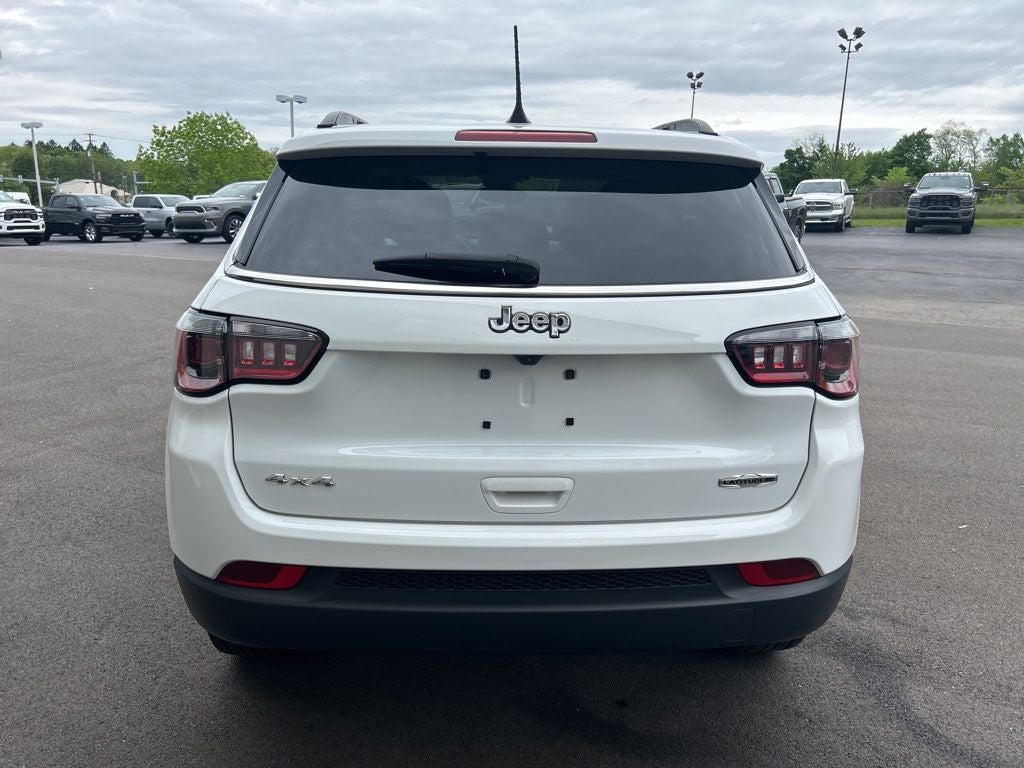 2022 Jeep Compass Latitude Lux 4x4