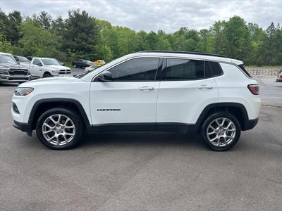 2022 Jeep Compass Latitude Lux 4x4