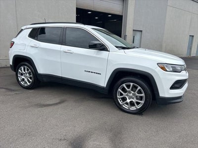 2022 Jeep Compass Latitude Lux 4x4