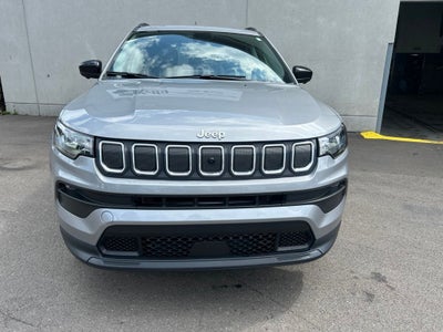 2022 Jeep Compass Latitude Lux 4x4