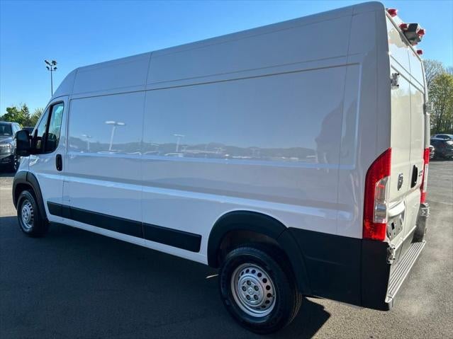 2026 RAM ProMaster 2500 Cargo Van Tradesman High Roof 159' WB w/Pass Seat
