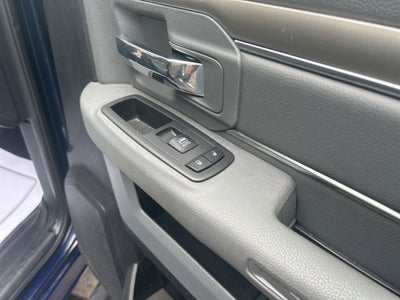 2018 RAM 1500 Big Horn Crew Cab 4x4 5'7' Box