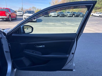 2021 Nissan Sentra SV Xtronic CVT