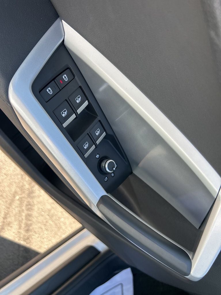 2023 Audi Q3 Premium 40 TFSI quattro Tiptronic