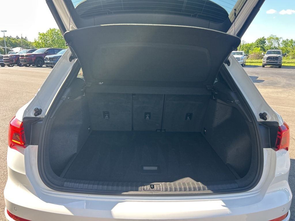 2023 Audi Q3 Premium 40 TFSI quattro Tiptronic