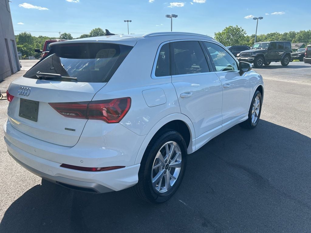 2023 Audi Q3 Premium 40 TFSI quattro Tiptronic