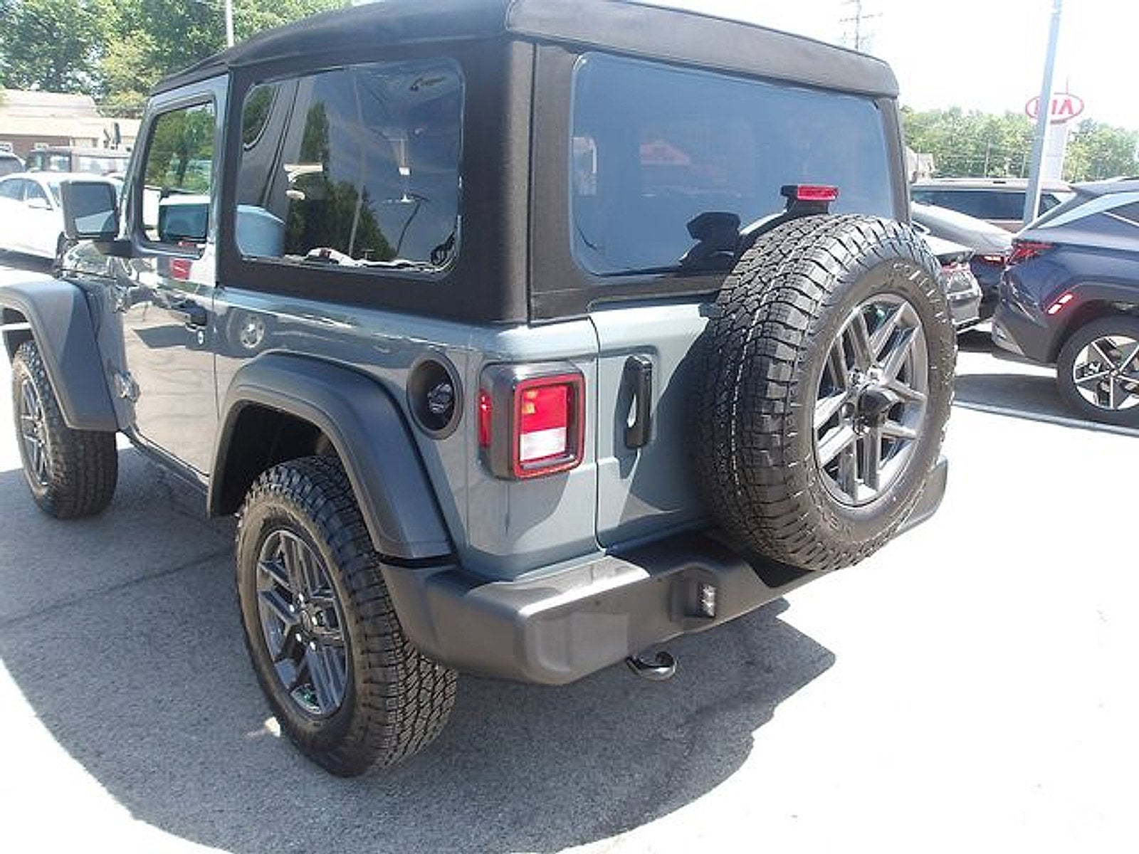 2025 Jeep Wrangler Sport S