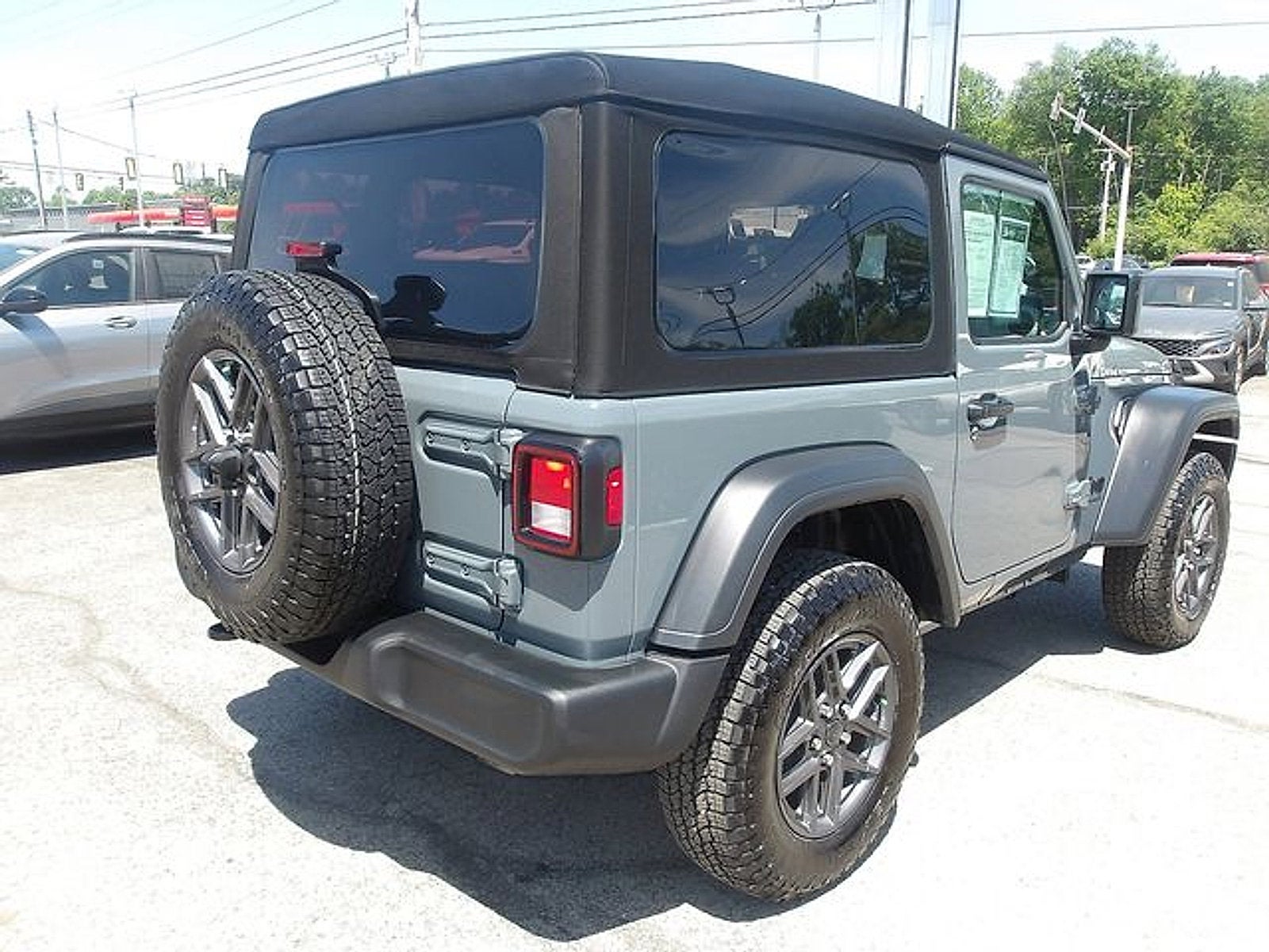 2025 Jeep Wrangler Sport S