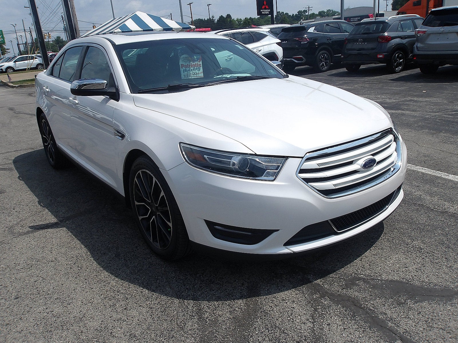 2018 Ford Taurus Limited AWD's photo