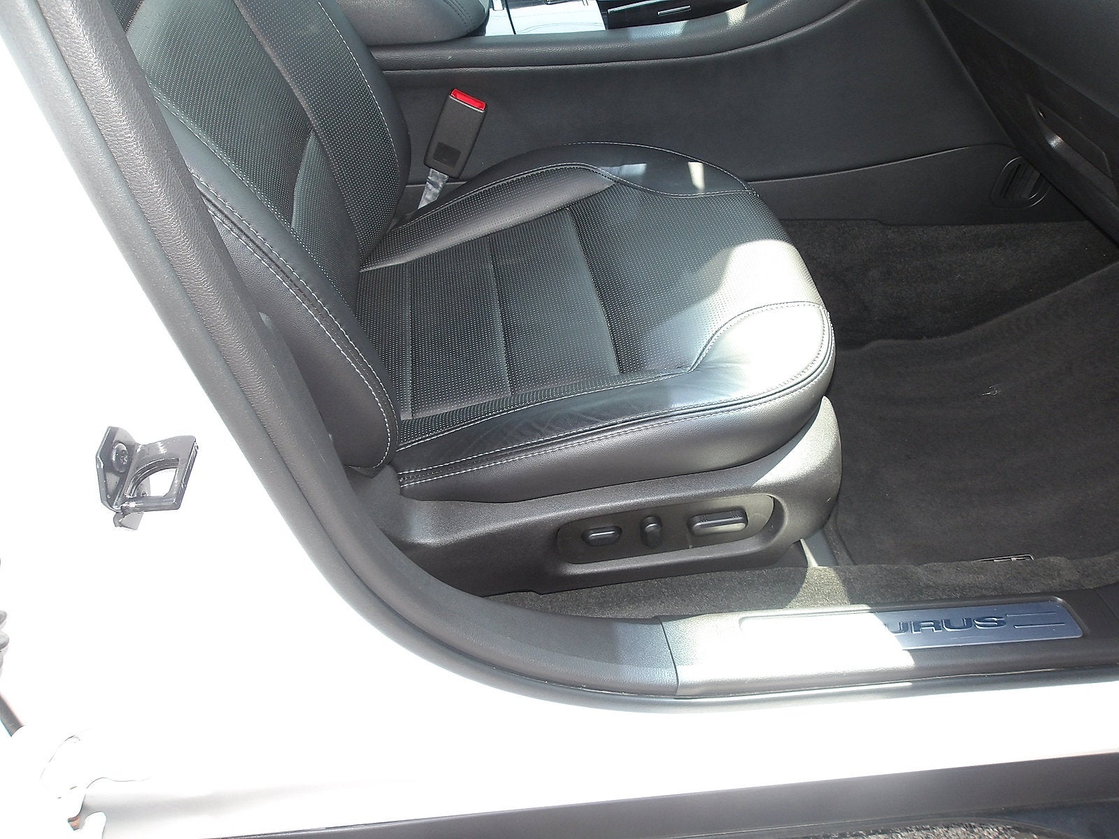 2018 Ford Taurus Limited