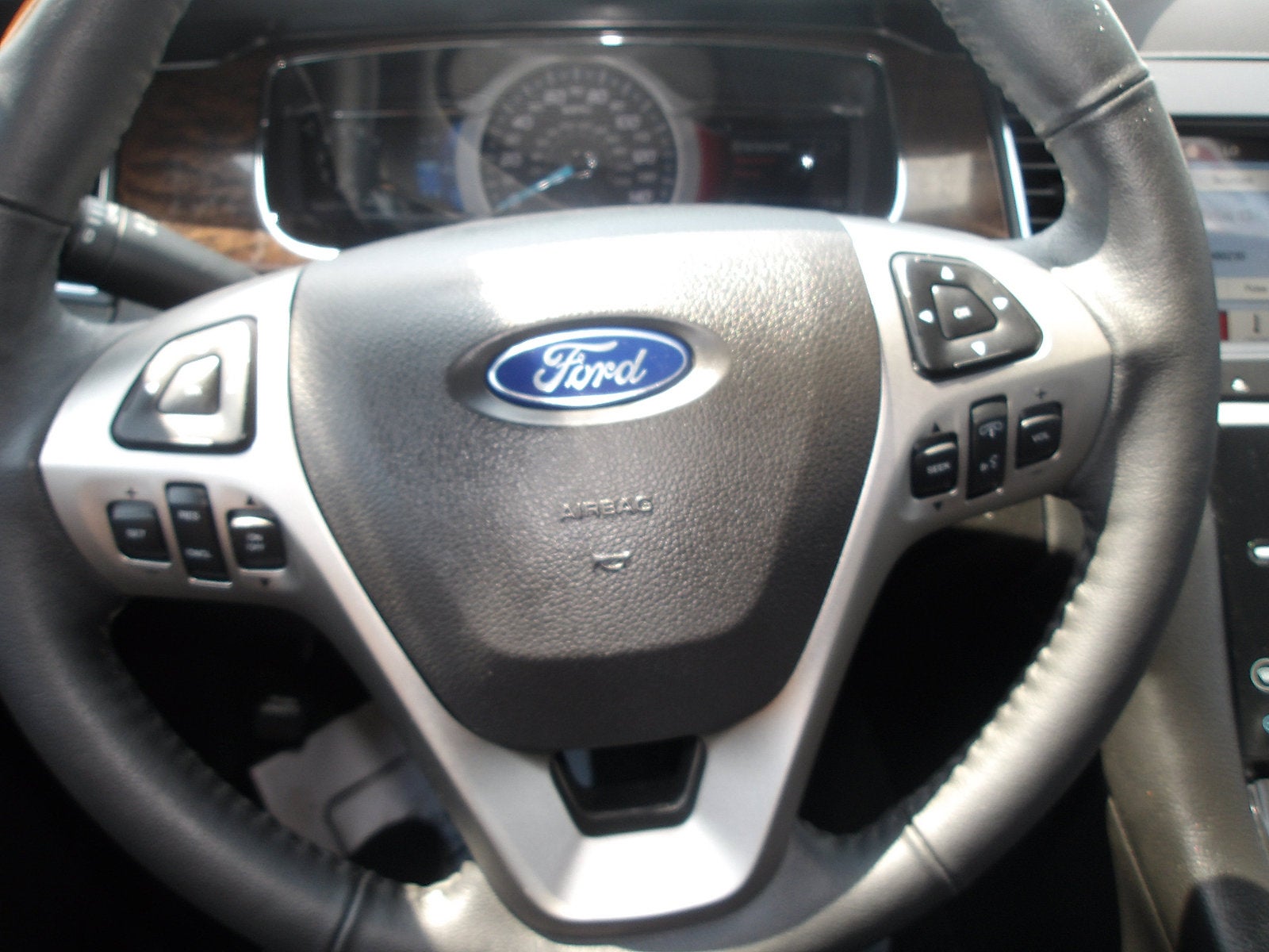 2018 Ford Taurus Limited