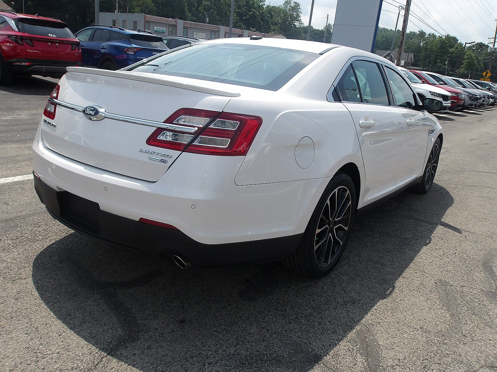 2018 Ford Taurus Limited