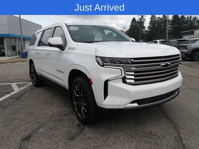 2023 Chevrolet Suburban High Country