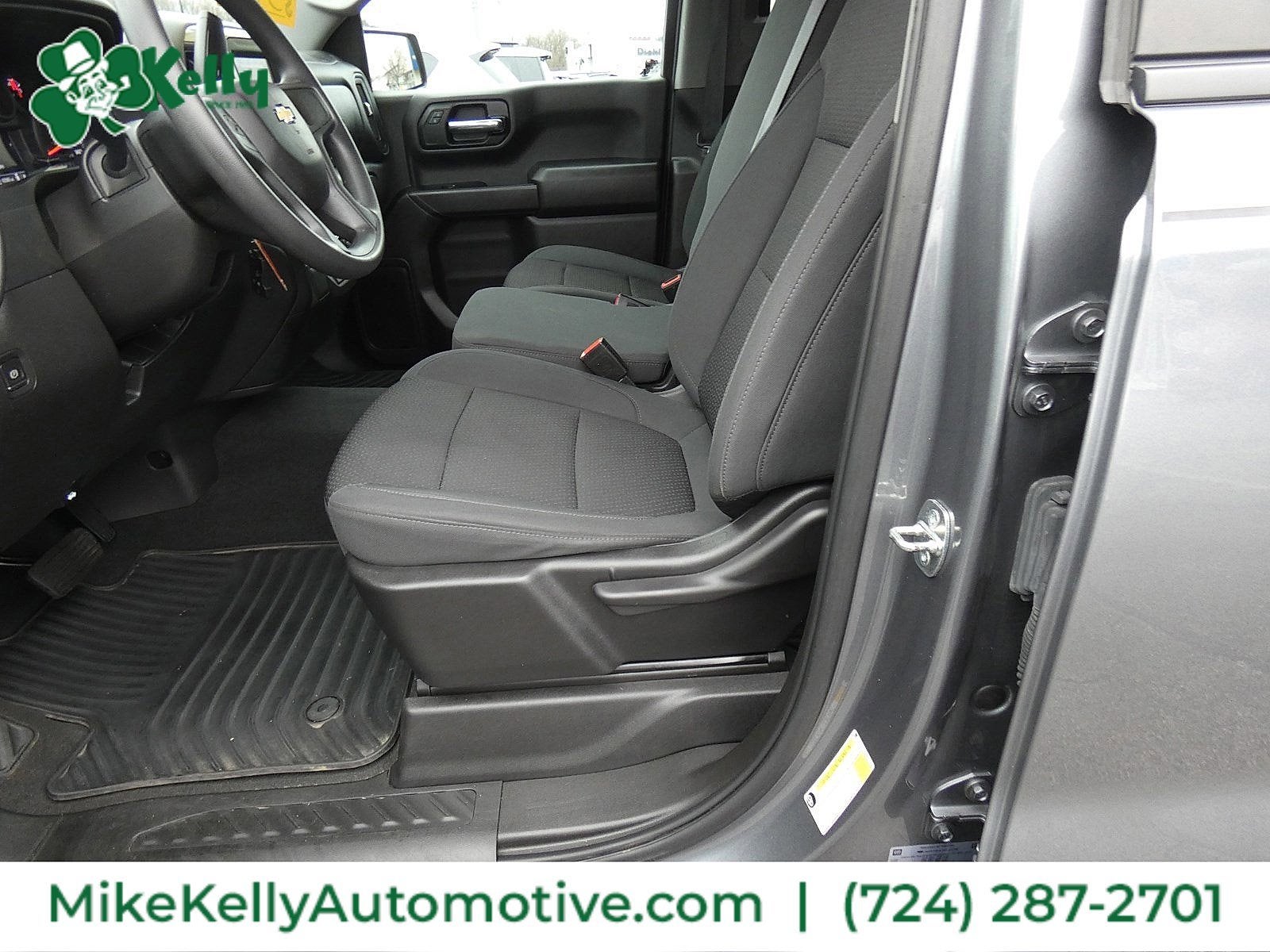 2022 Chevrolet SILVERADO Custom